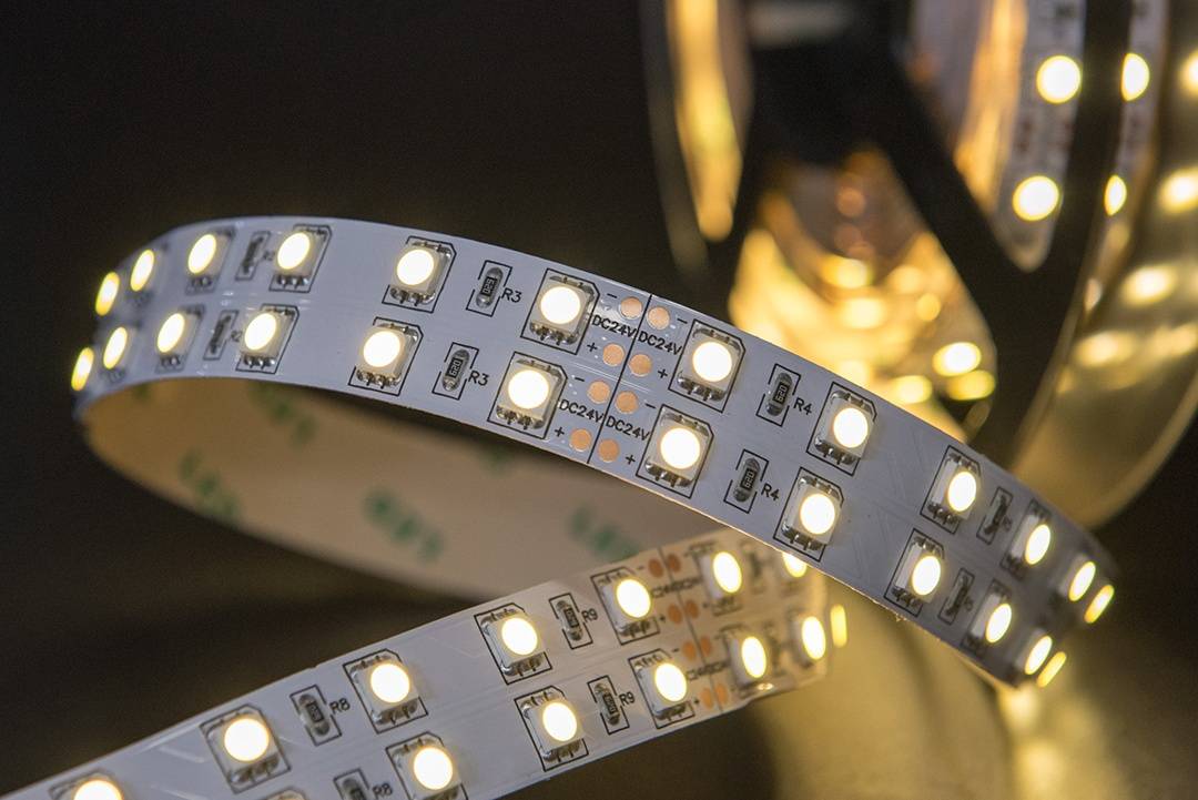 Светодиодная лента SMD5050 120Led/m 28,8W/m IP20 24V (теплый белый) 5m, скотч 3М